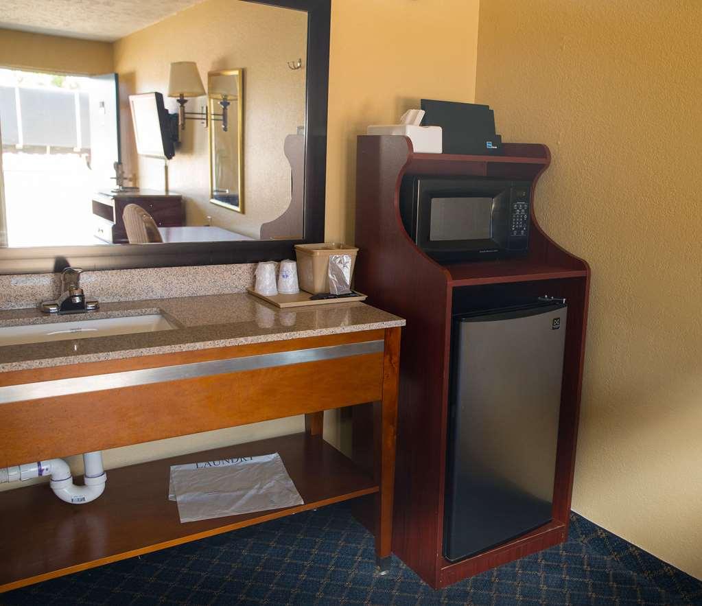 Americas Best Value Inn - Монровілл Номер фото