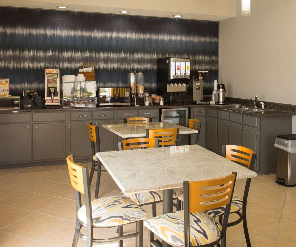 Americas Best Value Inn - Монровілл Ресторан фото